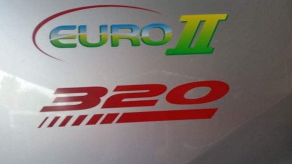 NISSAN CWM454  320 แรงม้า สภาพพร้อมใช้งาน มี 2คัน