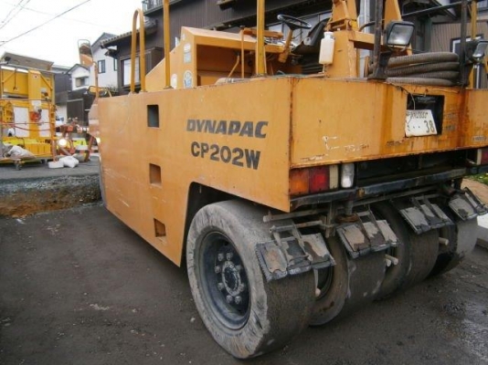สนใจสั่งได้เลยคับ รถบด 7ล้อ DYNAPAC CP202W สภาพสวยพร้อมใช้ ติดต่อ อำพล 090-9694506, 080-3031241