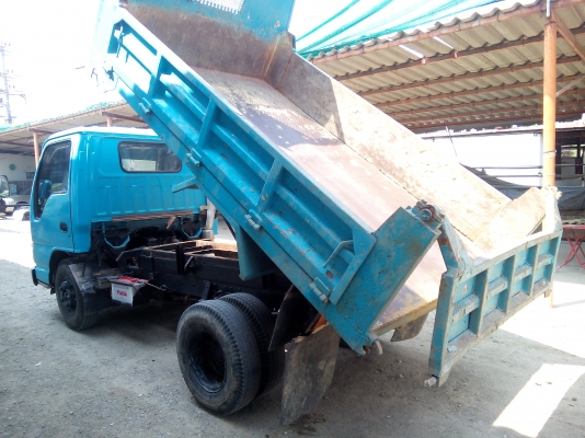 6 ล้อสั้น ดัมพ์  ISUZU  NKR55EX5  110 แรงม้า  *ยาว 3.00 ม.*  รถสวยเดิม ตามสภาพ+สภาพพร้อมใช้งาน * รถห้างแท้ * มีเล่มพร้อมโอน *