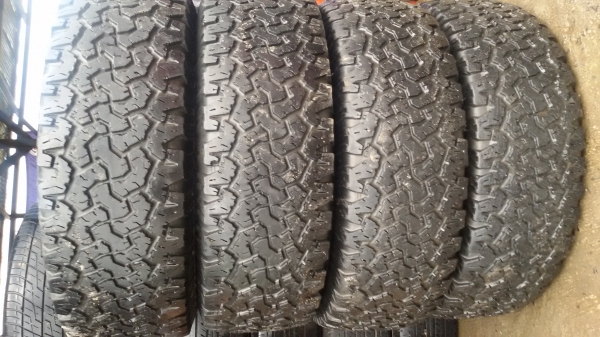 ขายยาง BF31x10.5ขอบ15ปี11ชุดละ6800