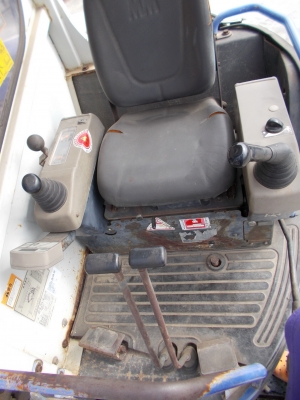 ขาย รถแบ็คโฮ MITSUBISHI MM57SR