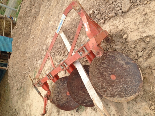 ขาย ผานบุกเบิก 4 ใบ 20"  ศิริพงษ์ ราคา 15,000 ลดช่วยค่าน้ำมัน 1,000