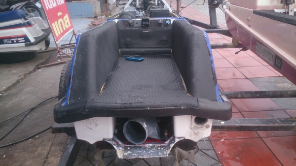 เรือยืน YAMAHA SUPER JET 650