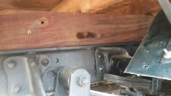 (ร้านรุ่งโรจน์ 082-1057078)ขาย6 ล้อ isuzu NKR สวยๆ ถูกๆ ภาษีเต็ม )เครื่องแน่น แห้ง ไม่มีไอ ช่วงล่างแน่น แชสซีสวยจัดทั้งเส้นเดิมๆ ไม่ผุไม่ดาม ซื้อไปใช้งานได้เลย ทะเบียนพร้อมโอนทั่วไทย