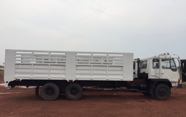 10ล้อ   195แรง  ตามรูป