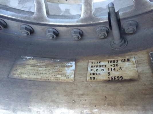 ขายล้อ STICH GULF 3 ชิ้นแท้ 18" F8"+23 R9"+30 5/114.3 ประมูลจากญี่ปุ่น