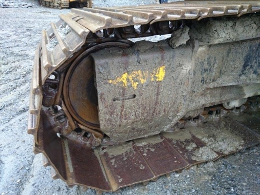 รถขุด HITACHI ZX200-E 1*****  5963ชม.  ปี2004  เครื่องISUZU AA-6BG1T  รถสภาพดีครับ