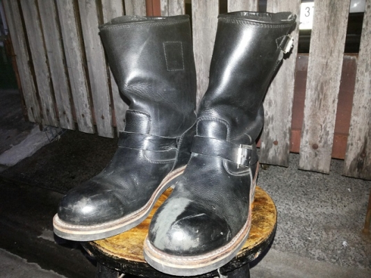 ขายรองเท้าแนวลุยๆ 2 คู่