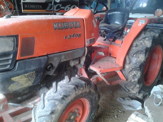 ขายตามสภาพรถไถคูโบต้า34แรงสภาพสวยมีผาลหลังมีโรต้ารีมีดันหน้า ขายตามสภาพรถไถคูโบต้า34แรงสภาพสวยมีผาลหลังมีโรต้ารีมีดันหน้า