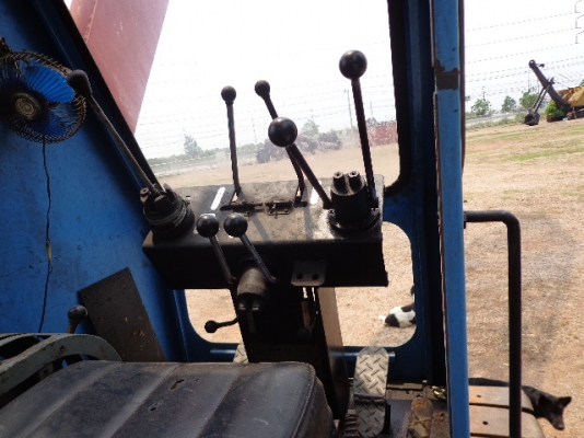 ขอขายเหมา Crawler Crane จำนวน 2 คัน