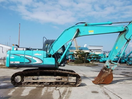 รถขุด KOBELCO SK200-8  S/N YN11-51188  7123HR  2008Y รถนอกอยู่ที่ญี่ปุ่น สนใจสั่งได้ครับ