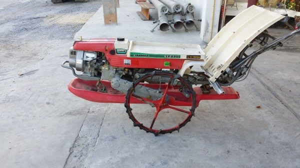 รถดำนา YANMAR รุ่น YP220 เก่าญี่ปุ่น ดำนา 2 แถว ขนาดกระทัดรัด สภาพสวย เครื่องยนต์ติดง่าย รถดำนา YANMAR รุ่น YP220 เก่าญี่ปุ่น ดำนา 2 แถว ขนาดกระทัดรัด สภาพสวย เครื่องยนต์ติดง่าย