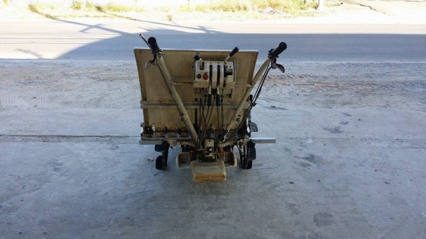 รถดำนา ISEKI เก่าญี่ปุ่น ดำนา 2 แถว ขนาดกระทัดรัด สภาพสวย เครื่องยนต์ติดง่าย สภาพพร้อมใช้งาน ไม่เคยใช้งานในไทย รถดำนา ISEKI เก่าญี่ปุ่น ดำนา 2 แถว ขนาดกระทัดรัด สภาพสวย เครื่องยนต์ติดง่าย สภาพพร้อมใช้งาน ไม่เคยใช้งานในไทย