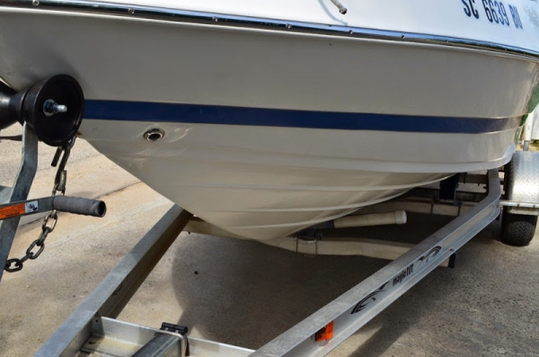 ขายเรือ Mariah 19 SC (Sport Cruiser) นำเข้าจากอเมริกา ใช้น้อย เรือสวย ขนาดกำลังดี ล่องแม่น้ำหรือออกทะเลได้สบาย ขายเรือ Mariah 19 SC (Sport Cruiser) นำเข้าจากอเมริกา ใช้น้อย เรือสวย ขนาดกำลังดี ล่องแม่น้ำหรือออกทะเลได้สบาย