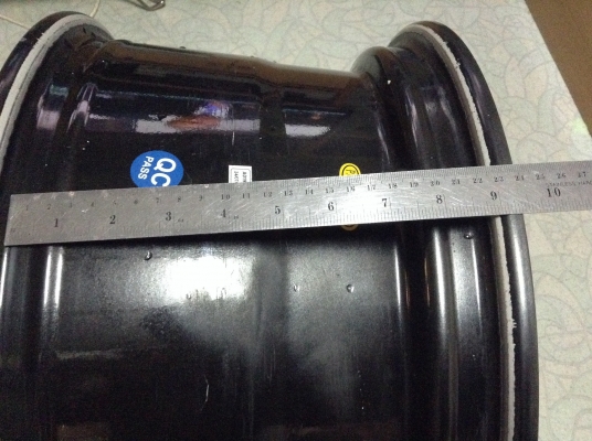 เศษแม็ก 17 นิ้วกว้าง 9 นิ้ว 6 รูสภาพตามรูปมีวงเดียว เศษแม็ก 17 นิ้วกว้าง 9 นิ้ว 6 รูสภาพตามรูปมีวงเดียว