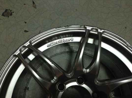 เศษแม็ก 17 นิ้วกว้าง 9 นิ้ว 6 รูสภาพตามรูปมีวงเดียว เศษแม็ก 17 นิ้วกว้าง 9 นิ้ว 6 รูสภาพตามรูปมีวงเดียว