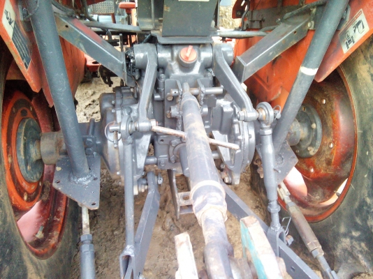 ขายรถไถ Kubota L 3408 (4WD) พร้อมมีดดันหน้า และผานพรวน รถพร้อมใช้งานครับ