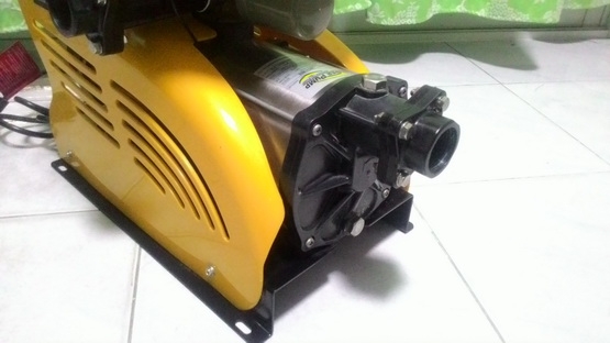 ปั๊มน้ำอัตโนมัติขนาด mitsubishi ขนาด 900 วัตต์ พร้อมใช้งาน