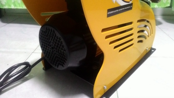 ปั๊มน้ำอัตโนมัติขนาด mitsubishi ขนาด 900 วัตต์ พร้อมใช้งาน