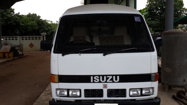 ขาย ISUZU BUDDY 90  แรง มีแอร์ เครื่องดี ราคา 90000