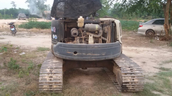 ขายแบคโฮMITSUBISHI MM40 CRปั้มนิ้วคอนโทรน้ำมันสภาพสวยพร้อมใช้งานไม่ต้องแต่งทำงานไวขายถูกเพราะต้องการซื้อคันใหญ่