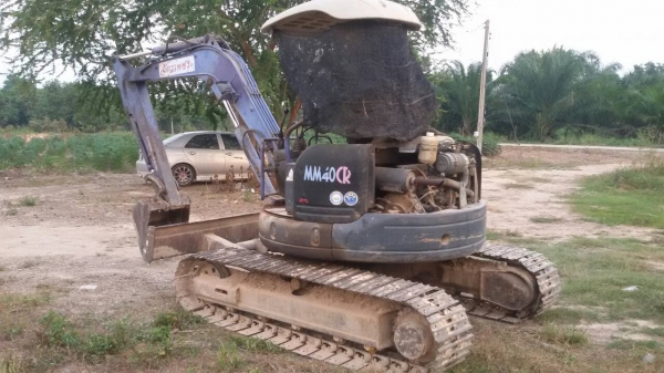 ขายแบคโฮMITSUBISHI MM40 CRปั้มนิ้วคอนโทรน้ำมันสภาพสวยพร้อมใช้งานไม่ต้องแต่งทำงานไวขายถูกเพราะต้องการซื้อคันใหญ่