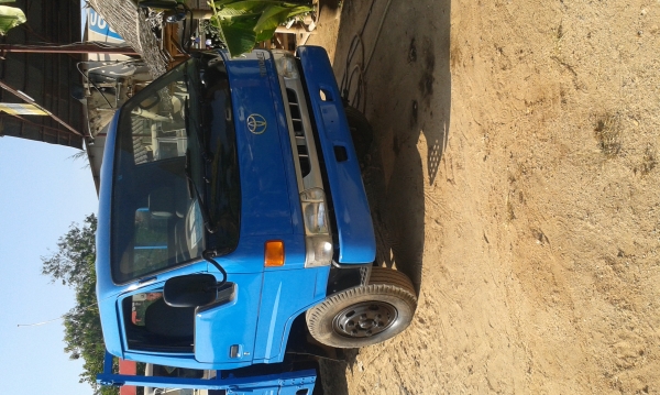 ขาย 6 ล้อ โตโยต้า 120 แรง กระบะ4.5 เมตร เอกสารเล่มทะเบียน