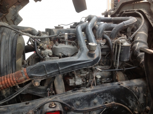 ขายรถหกล้อบรรทุกติดเครน