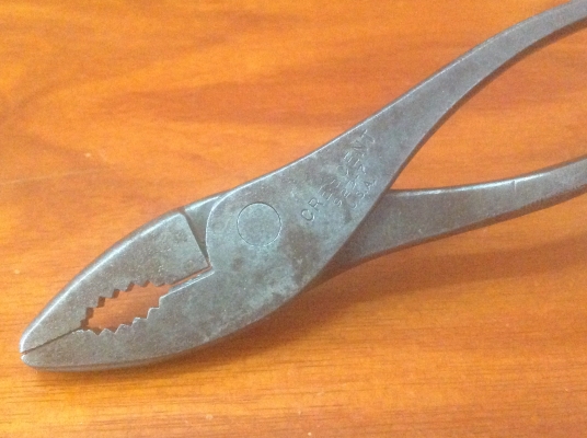 ขายคีมเอนกประสงค์ Vintage Crescent 923-7 ขนาด 7 1/2"