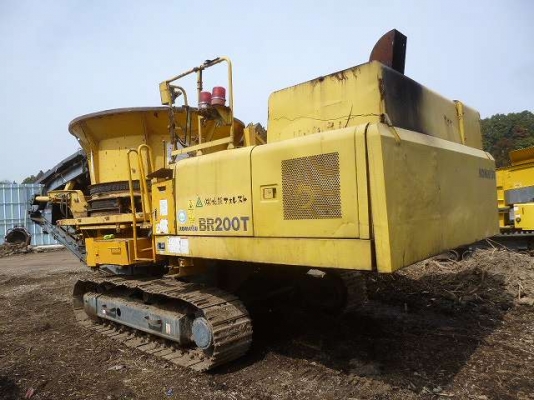 รถบดไม้ TUB GRINDER KOMATSU BR200T-1 ปี1999  8808ชม.