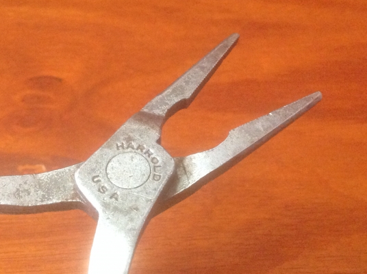 ขายคีมปากจิ้งจก Vintage Harrold