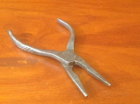 ขายคีมปากจิ้งจก Vintage Harrold