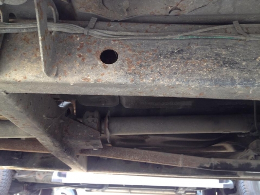 ขายอีซูซู2200ปี27ทะเบียนโอน