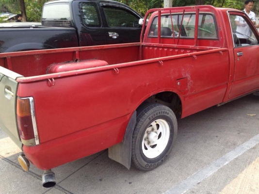 ขายอีซูซู2200ปี27ทะเบียนโอน