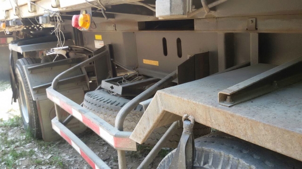 รถฮีโน่ 10 ล้อดั้ม 380 แรงม้า. ปี 53  ( รถวิ่ง 5xx,xxx กม. )  ,  ( ขายแม่ , ลูก. )     สนใจติดต่อ  081 - 6079515