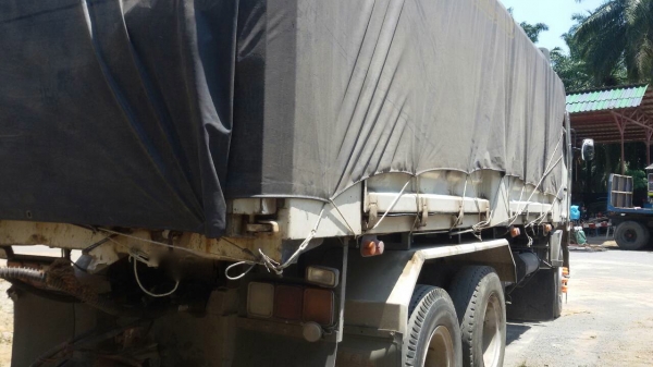 รถฮีโน่ 10 ล้อดั้ม 380 แรงม้า. ปี 53  ( รถวิ่ง 5xx,xxx กม. )  ,  ( ขายแม่ , ลูก. )     สนใจติดต่อ  081 - 6079515