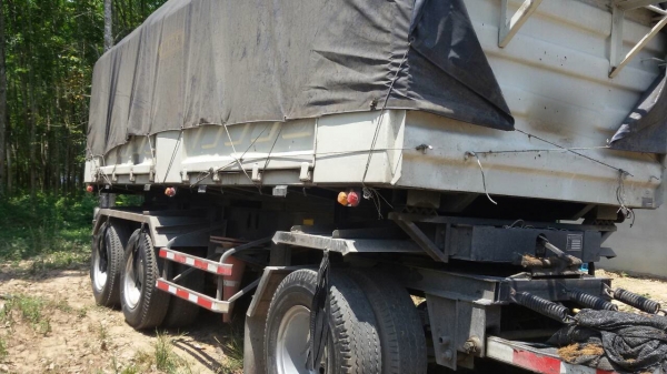 รถฮีโน่ 10 ล้อดั้ม 380 แรงม้า. ปี 53  ( รถวิ่ง 5xx,xxx กม. )  ,  ( ขายแม่ , ลูก. )     สนใจติดต่อ  081 - 6079515