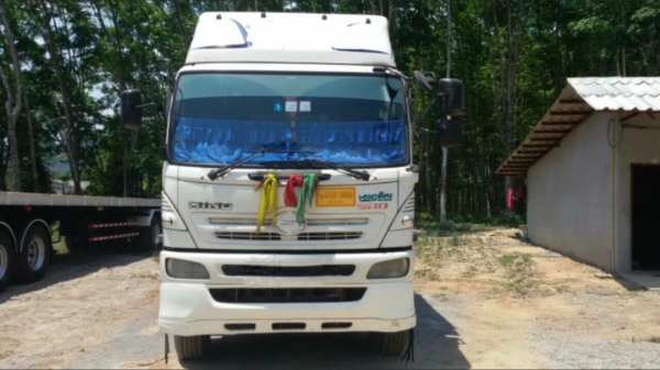 รถฮีโน่ 10 ล้อดั้ม 380 แรงม้า. ปี 53  ( รถวิ่ง 5xx,xxx กม. )  ,  ( ขายแม่ , ลูก. )     สนใจติดต่อ  081 - 6079515