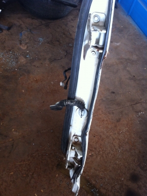 ขายประตูหัวกาตูนนอก  ข้างซ้าย สภาพตามรูป