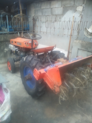 ขายรถไถเล็กคูโบ้าเข้าร่องอ้อยสบายๆพร้อมโรตารี่ตีดินสวยๆตัวรถและโรตารี่กว้าง80ช.มราคาคุยกันได้ใช้ได้จริงดีจริงเครื่องแห้ง