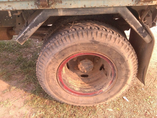 หกล้อ อีซูซุ NKR110แรงรถห้างสภาพพร้อมใช้งาน ทะเบียนพร้อมโอน