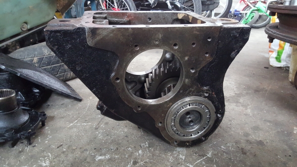 ขายเกียร์สโลว์HINOพร้อมใช้เอาไปใส่ได้เลยครับบิ้วใหม่ทั้งลูกแล้ว