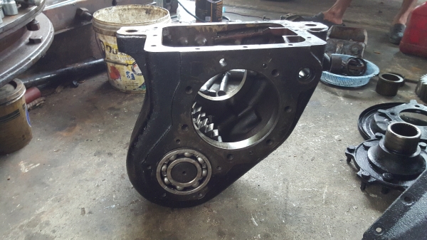 ขายเกียร์สโลว์HINOพร้อมใช้เอาไปใส่ได้เลยครับบิ้วใหม่ทั้งลูกแล้ว