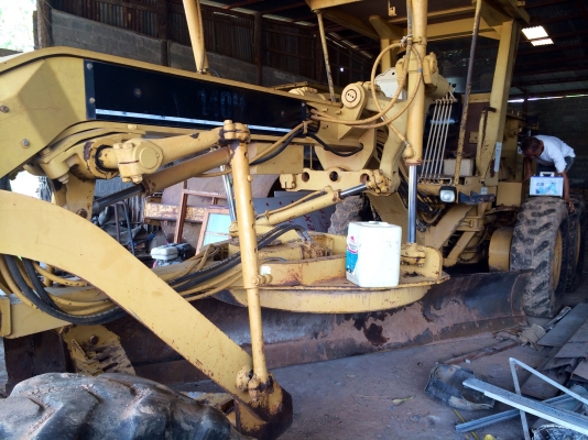 ขายด่วน  รถเกรดดิน CAT  140 H  สภาพดีมาก  พร้อมใช้งาน   เอกสารพร้อม