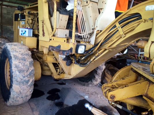 ขายด่วน  รถเกรดดิน CAT  140 H  สภาพดีมาก  พร้อมใช้งาน   เอกสารพร้อม