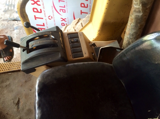 ขายด่วน  รถเกรดดิน CAT  140 H  สภาพดีมาก  พร้อมใช้งาน   เอกสารพร้อม