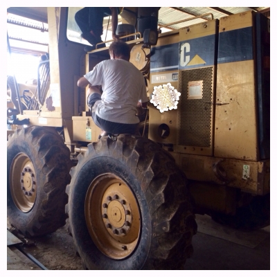 ขายด่วน  รถเกรดดิน CAT  140 H  สภาพดีมาก  พร้อมใช้งาน   เอกสารพร้อม