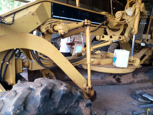 ขายด่วน  รถเกรดดิน CAT  140 H  สภาพดีมาก  พร้อมใช้งาน   เอกสารพร้อม