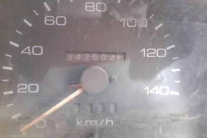 ISUZU NRR 175 HP 6BG1 หกล้อดั๊มพ์ กระบะดั๊มพ์เหล็ก 5 ตันความยาว 3.50 เมตรสภาพดีพร้อมบรรทุกหนักได้เลยครับ เครื่องยนต์ 175 แรงฝาส้มเครื่องแรงดีกำลังดีมากครับ หัวเก๋งสวยไม่มีผุภายในเก๋งคอนโซลครบพร้อม พวงมาลัยเพาเวอร์ เบรคลม ช่วงล่างใหญ่คัชซีไม่มีแตกไม่มีบวม