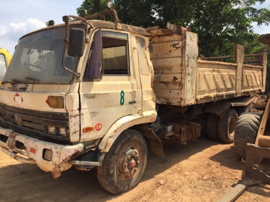 10 ล้อดั้ม 2 เพลา NISSAN ND CWA12M เครื่องเดิมสวย คัสซีสวย ช่วงล่างดี สภาพรถไม่สวย เล่มพร้อมโอน